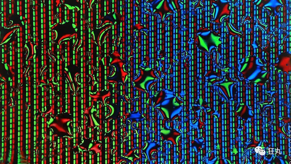 放慢380000倍看电视, 才发现自己原来被骗了这么多年