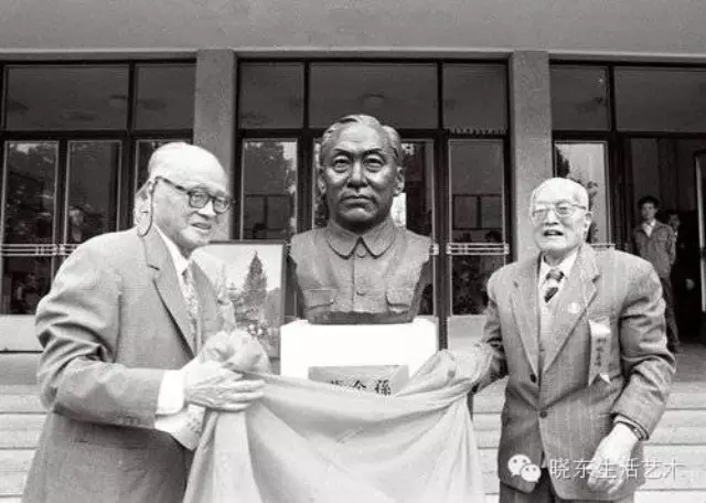 请输入图片描述